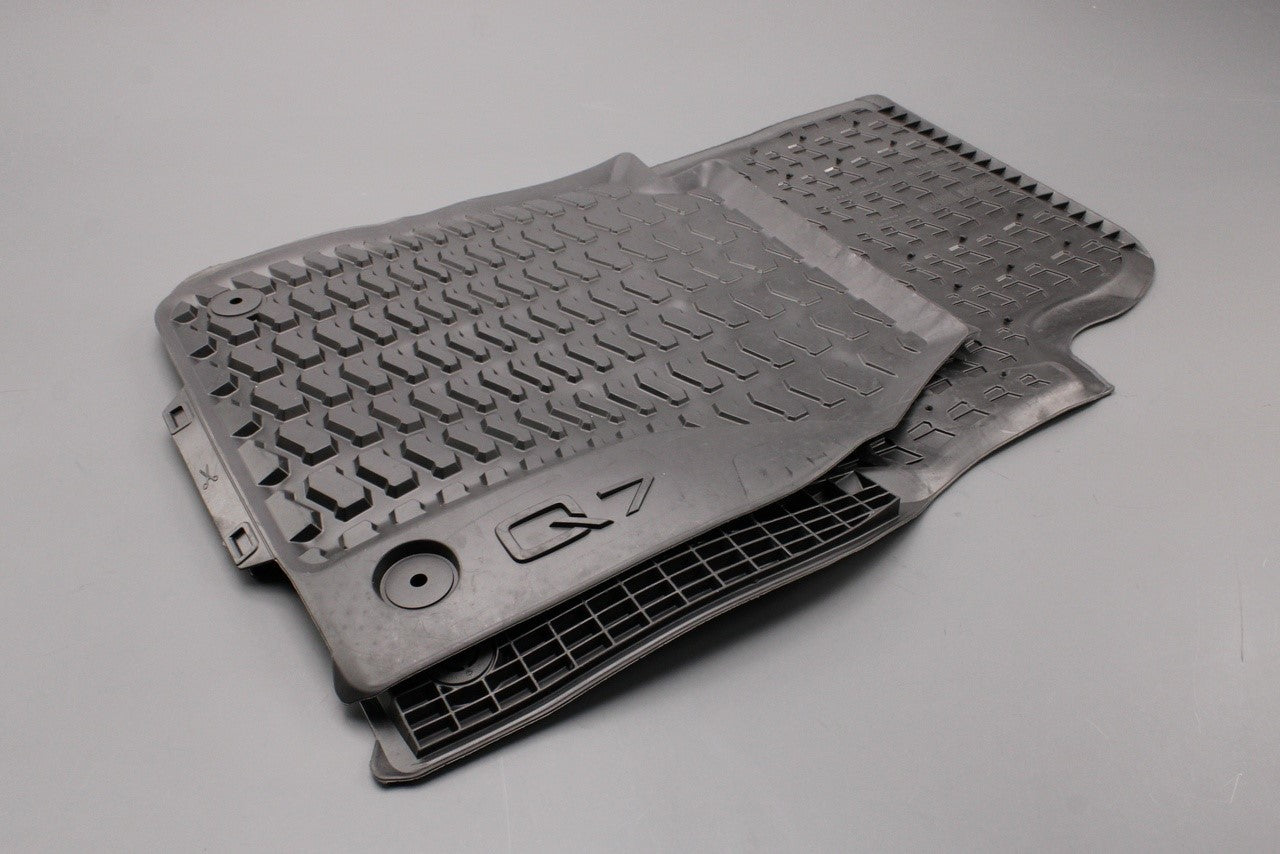 Audi Q7 4M 2016-on front rubber floor mats set RHD 4M2061501 041