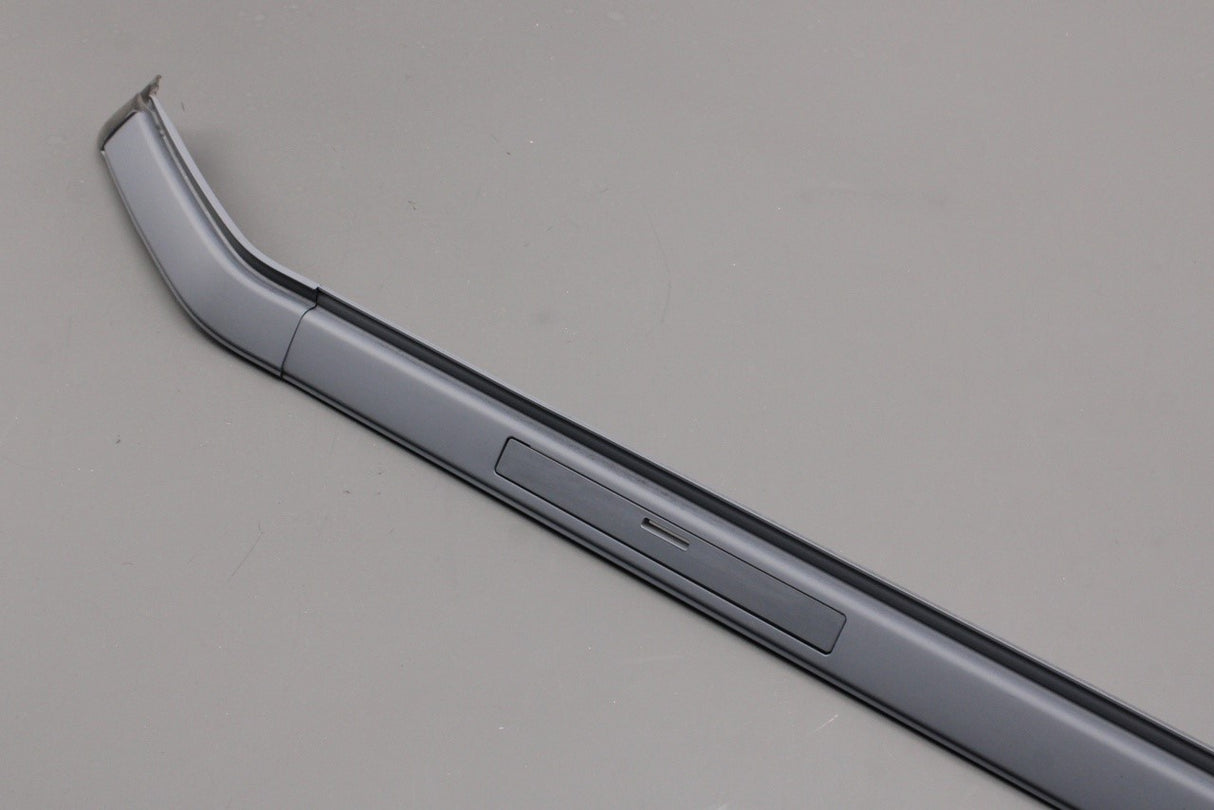 Range Rover 2002-12 roof weatherstrip in primer (right) DBC000022LML