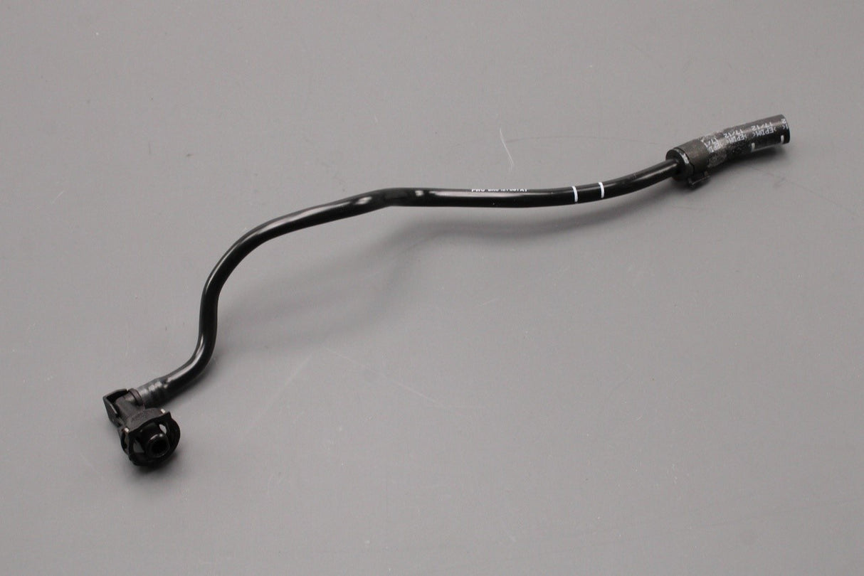 Audi Q5 2009-2012 3.0 TDI coolant reservoir breather hose (rear) 8R0121081AT