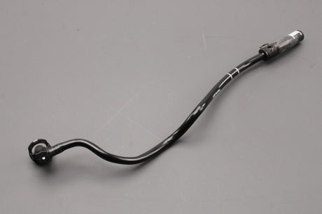 Audi Q5 2009-2012 3.0 TDI coolant reservoir breather hose (rear) 8R0121081AT