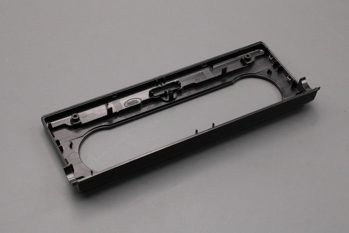 Land Rover Discovery 5 L462 2017-on centre console dash trim LR142511