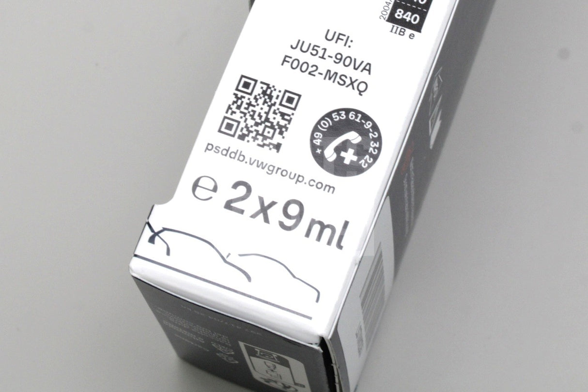 Audi touch up paint pen with clear coat Suzuka Grey Metallic LST0M2Y7F