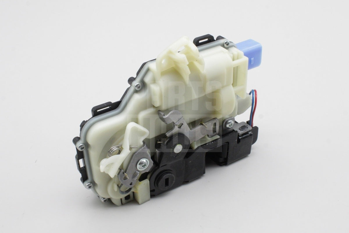 VW Bora 1999-01 Polo 9N 9N3 2002-09 rear door lock (left) 3B4839015AN