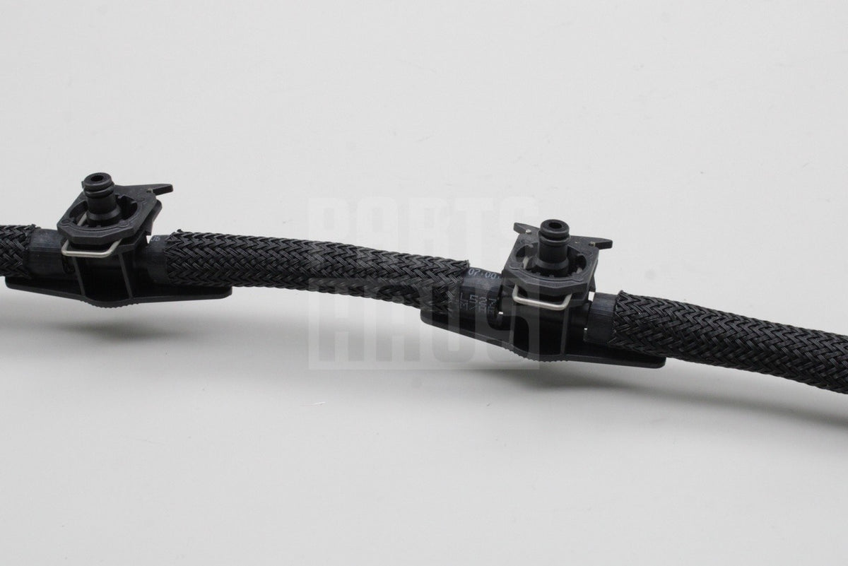 VW Transporter T6.1 2020-24 2.0 TDI injector fuel return line 04L130235Q