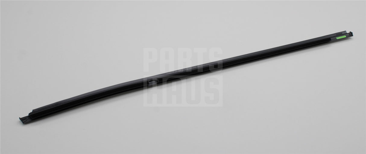 Skoda Enyaq Elroq rear window aperture seal (right) 5LG839476D 3Q7