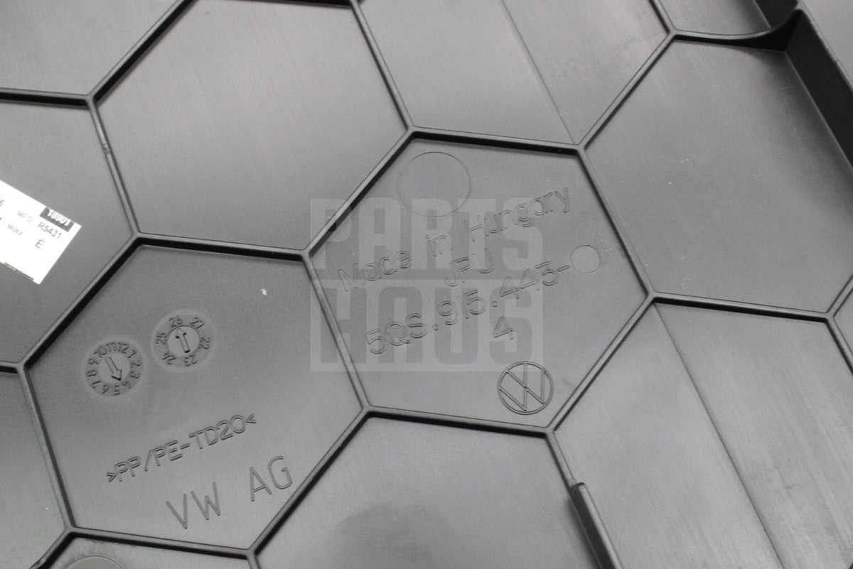 VW T-Roc Tiguan Audi Q3 Skoda CUPRA hybrid 48V battery cover 5QS915443A