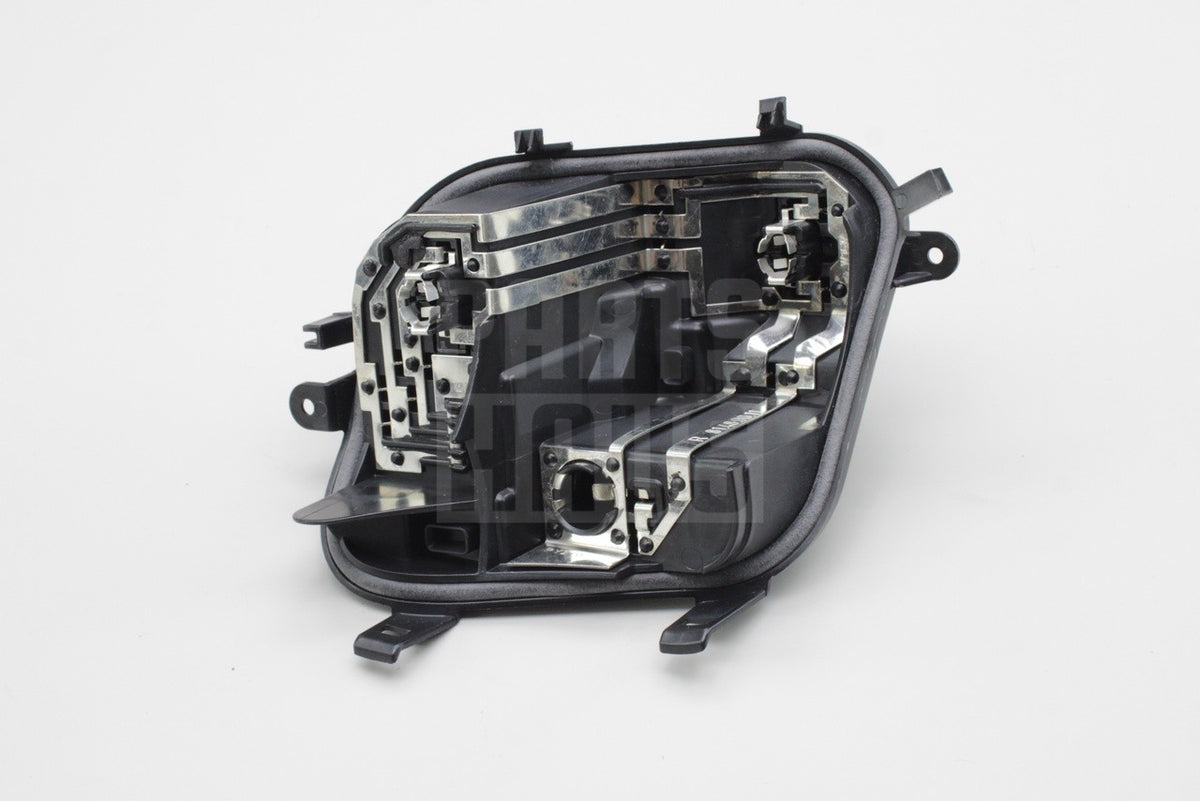 Audi A4 Avant 2016-2025 bulb holder (outer rear right) 8W9945258, view 1