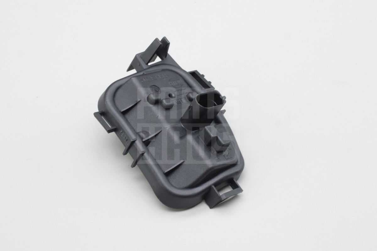 Audi A3 17-20 Sportback rear light bulb holder (outer right) 8V4945258C