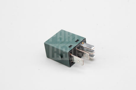 VW Caddy Crafter T-Roc Audi A1 Q2 Skoda wiper motor relay 8X0951253A