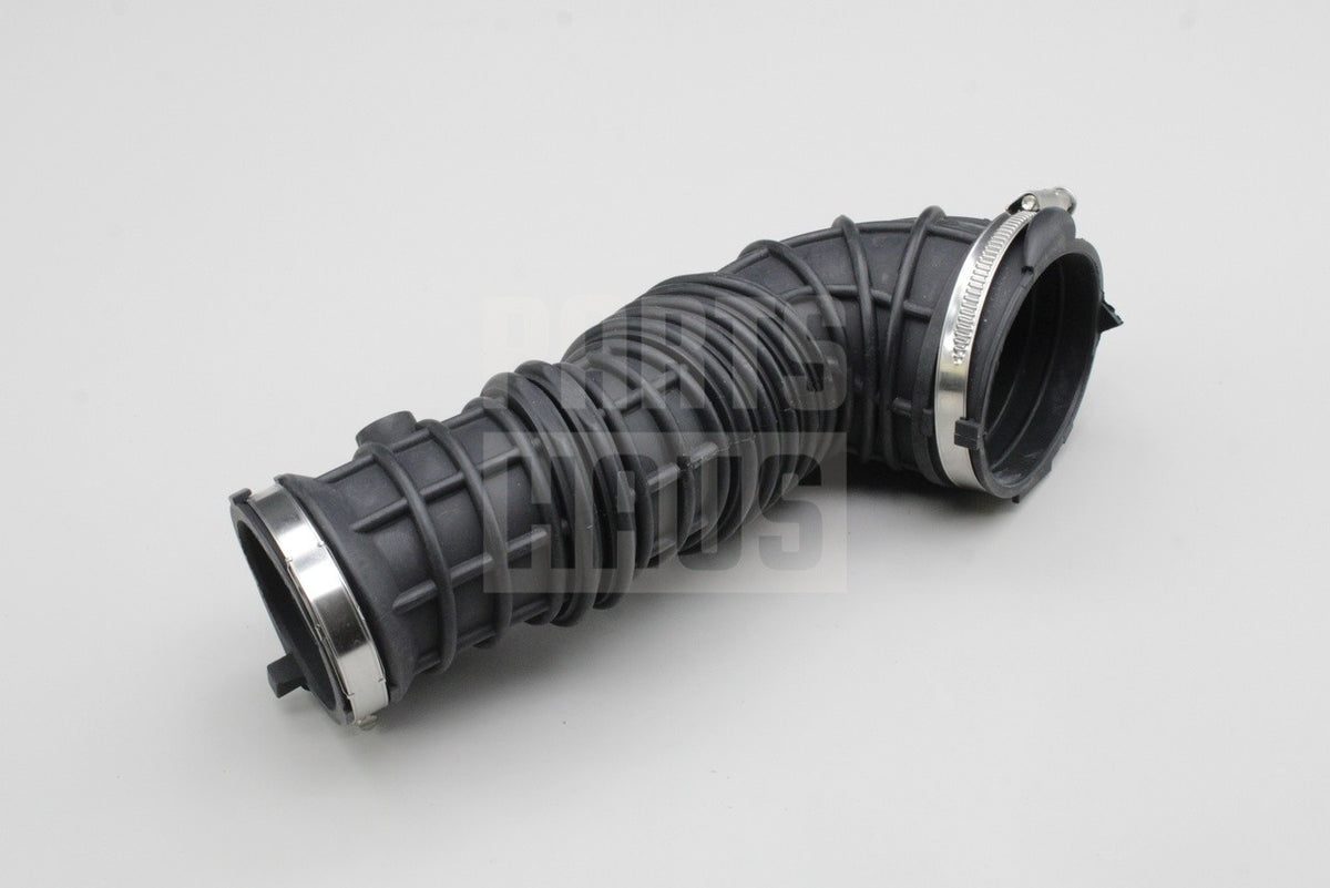 VW Transporter T6.1 2020-2024 2.0 TDI air intake hose 7E0129615P