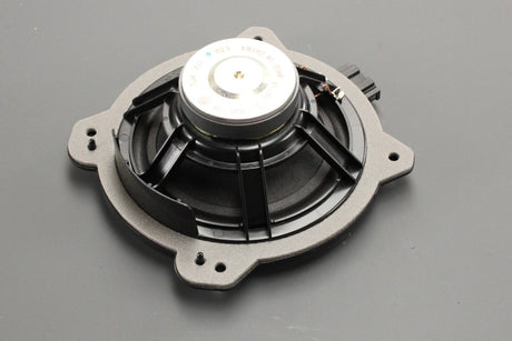 VW Golf Cabriolet 2012- 16 wide band speaker (rear) 5K7035710