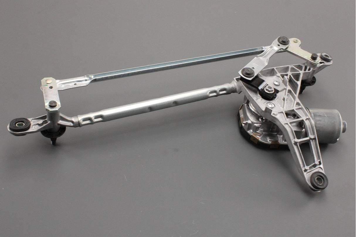Audi A4 S4 RS4 2016-on wiper linkage & motor assembly (RHD) 8W2955023B