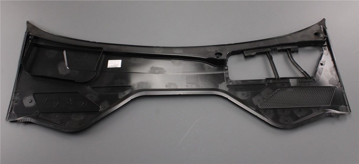 Audi A8 2018-on RHD wiper rain cover scuttle panel 4N2819403B 9B9