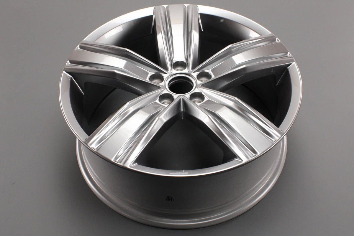 VW Tiguan 2016-24 19 inch Victoria Falls alloy wheel (x1) 5NA601025Q Z49, view 1