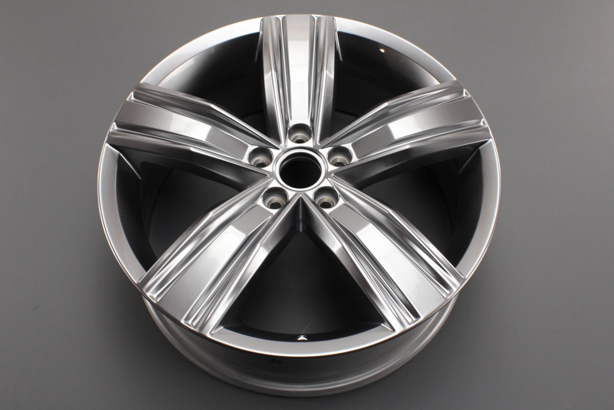 VW Tiguan 2016-24 19 inch Victoria Falls alloy wheel (x1) 5NA601025Q Z49