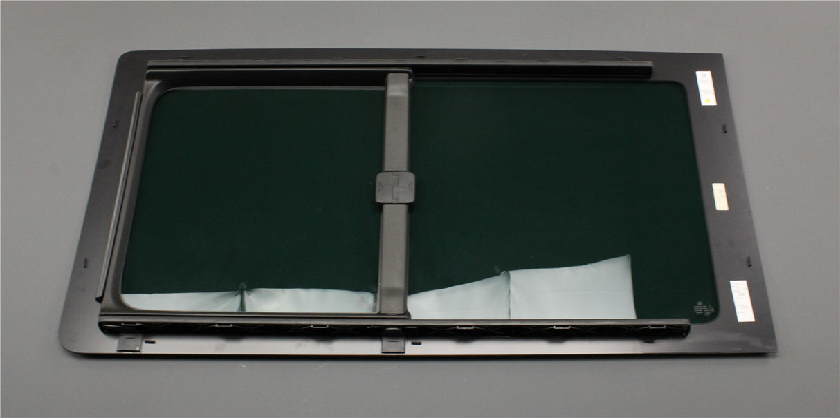 VW Transporter T6 16-19 complete sliding window (right) 7E0847712AJ 9B9