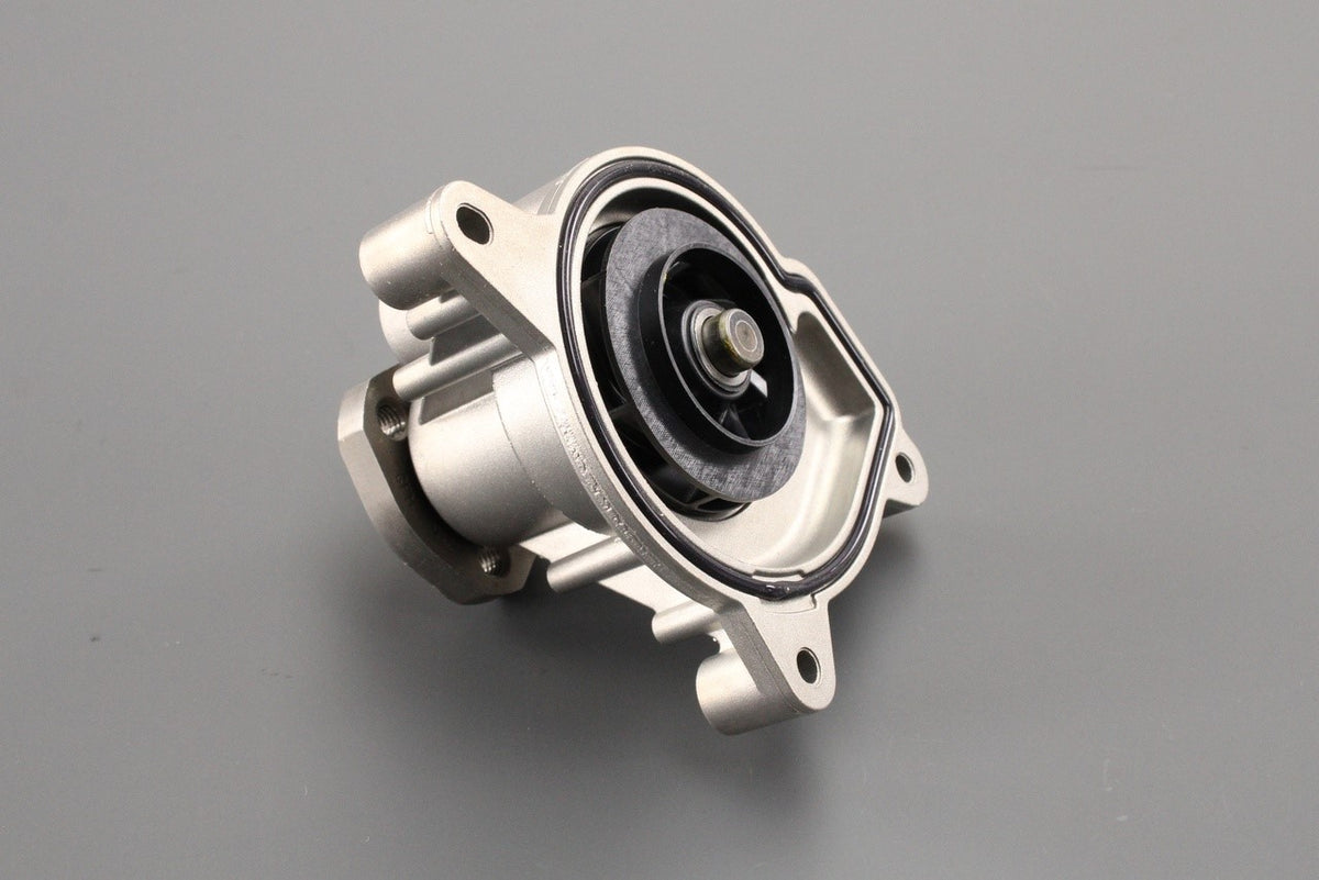 VW Golf Scirocco Audi A3 SEAT Skoda 1.4 TSI TFSI water pump 03C121008H, view 1