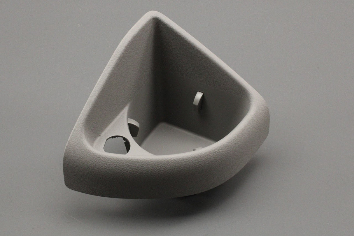 VW California Caravelle T5 T6 rear cup holder (right) 7H5862534A 21X