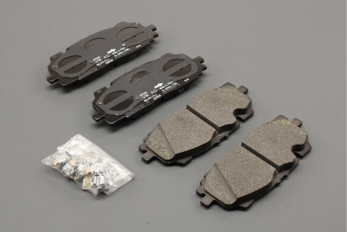 Audi e-tron 2019-on front brake pads set 4KE698151F, view 1