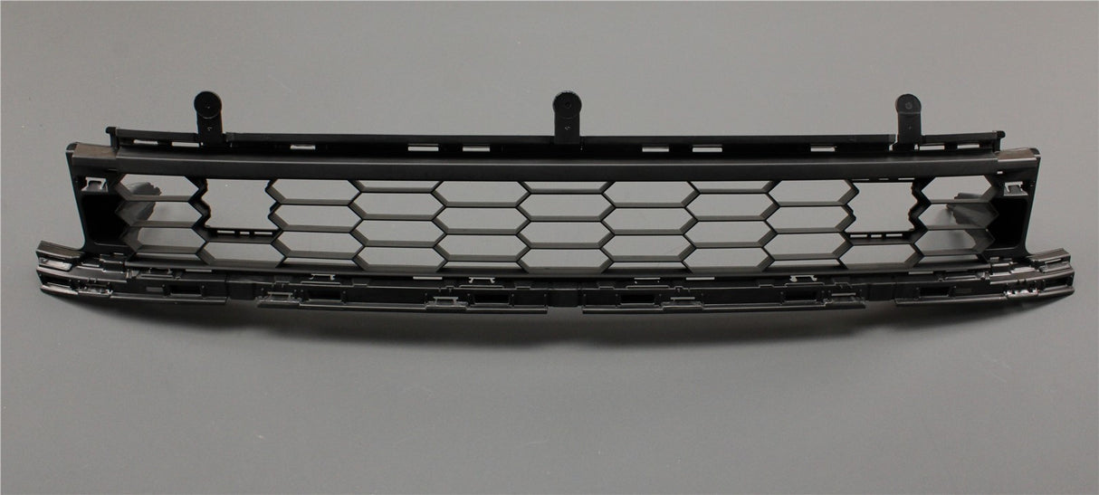 Skoda Karoq 2018-on front bumper grille (lower) 57A853677A 9B9