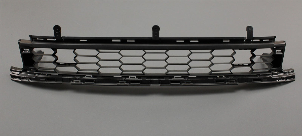 Skoda Karoq 2018-on front bumper grille (lower) 57A853677A 9B9, view 1