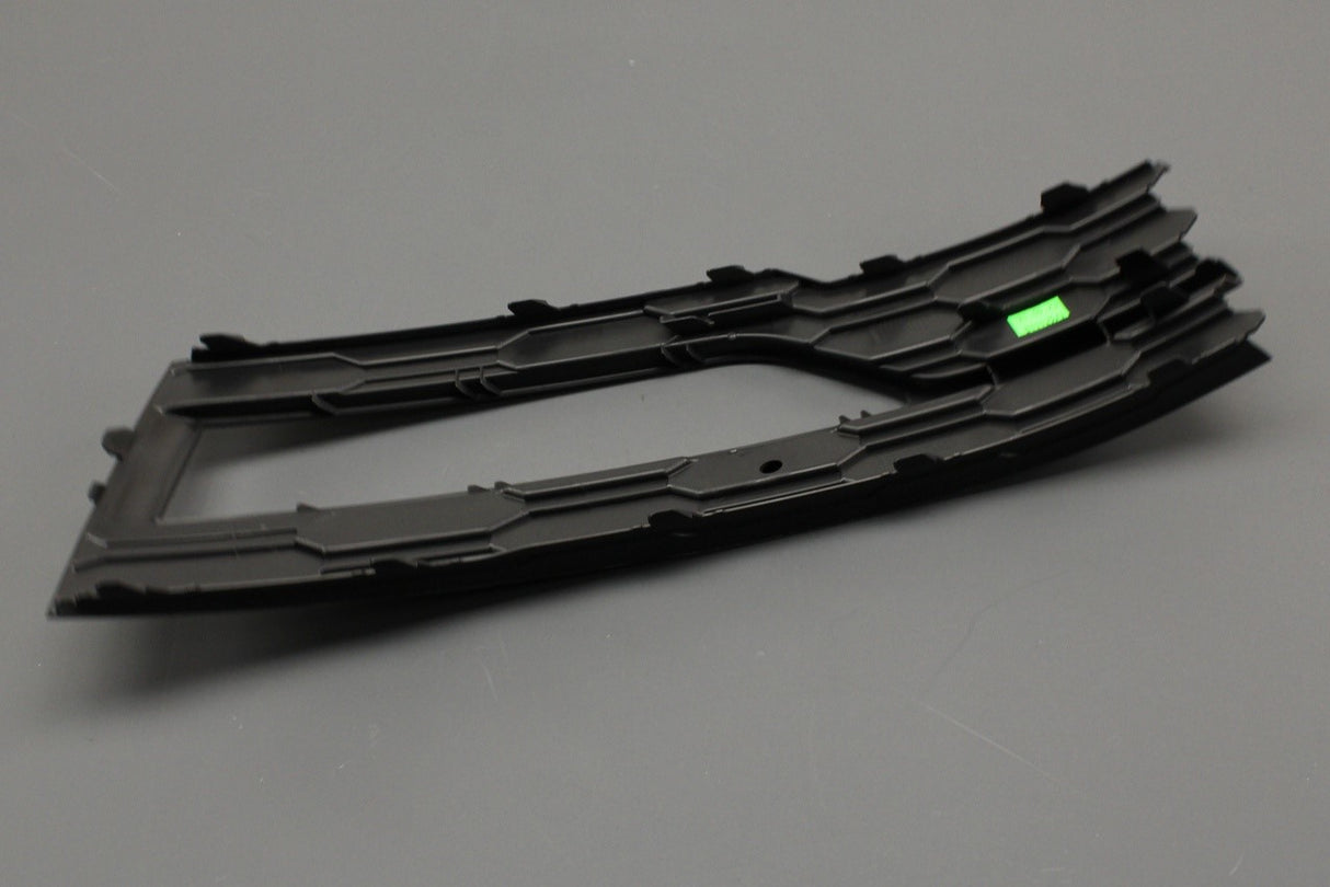Skoda Octavia 2020-on fog light cover trim (front left) 5E3807681 9B9