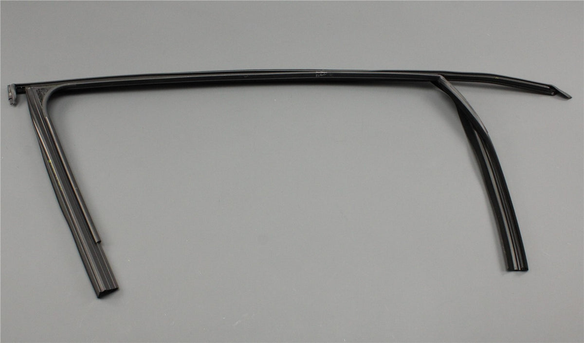 Skoda Kamiq front upper door window guide seal (left) 658837431 5AP, view 1