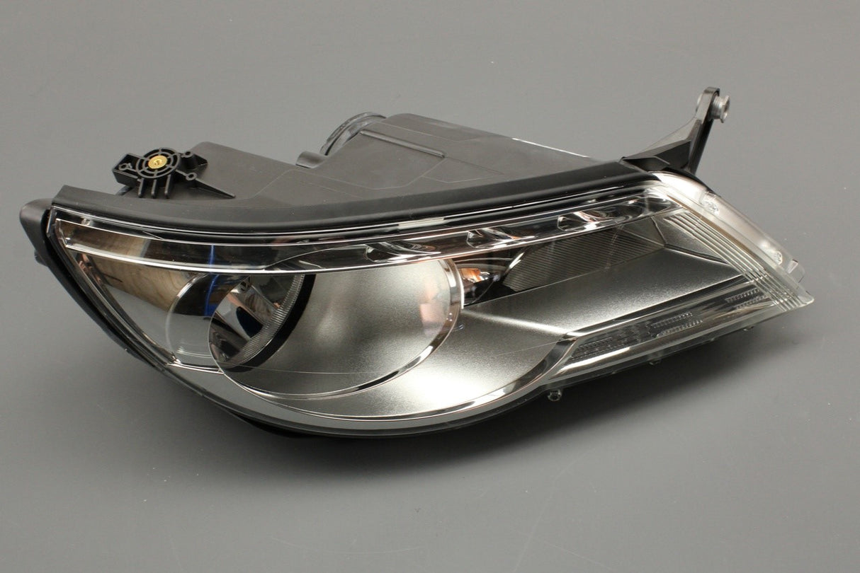 VW Tiguan 2008-2011 RHD halogen headlight (right) 5N2941032K