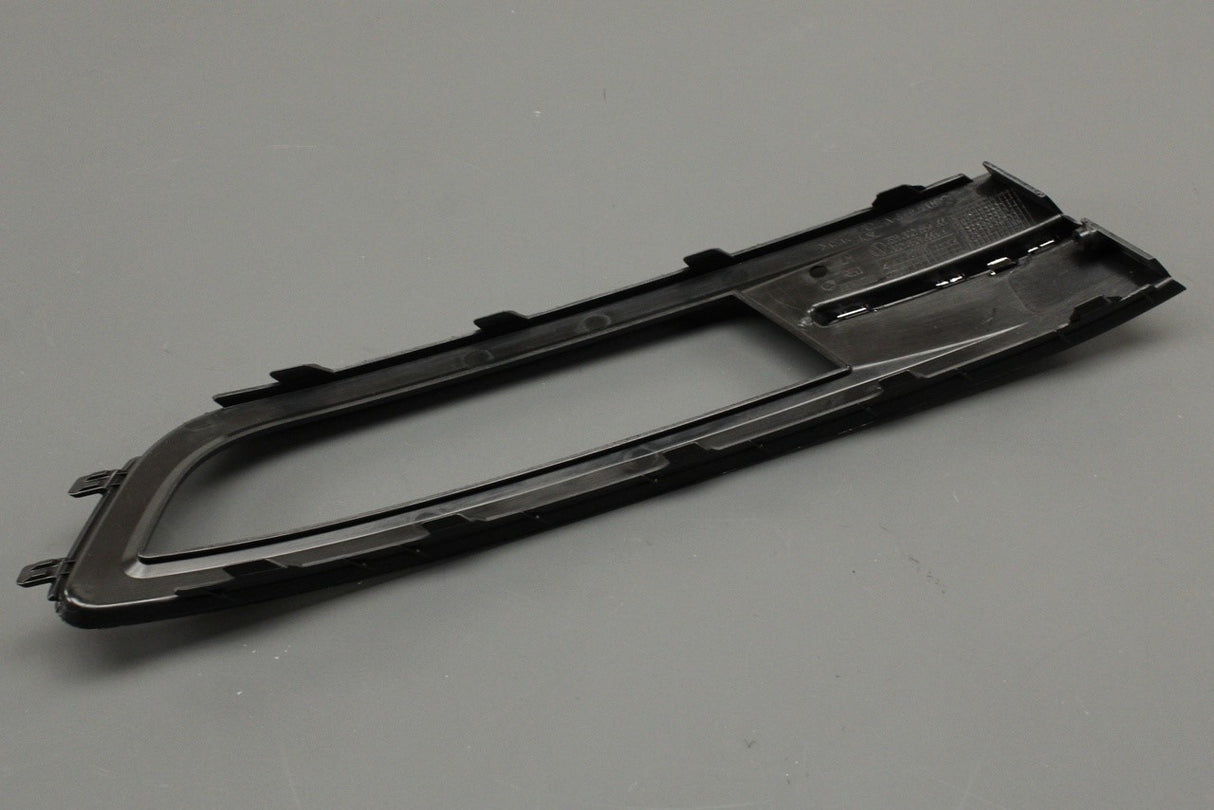 VW Passat B8 2015-2024 bumper vent grille (front left) 3G0854661 9B9