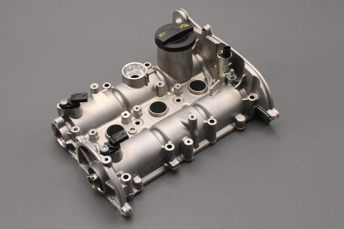 VW Polo SEAT Ibiza 1.0 MPI cylinder head cover with camshafts 04C103469S, view 1