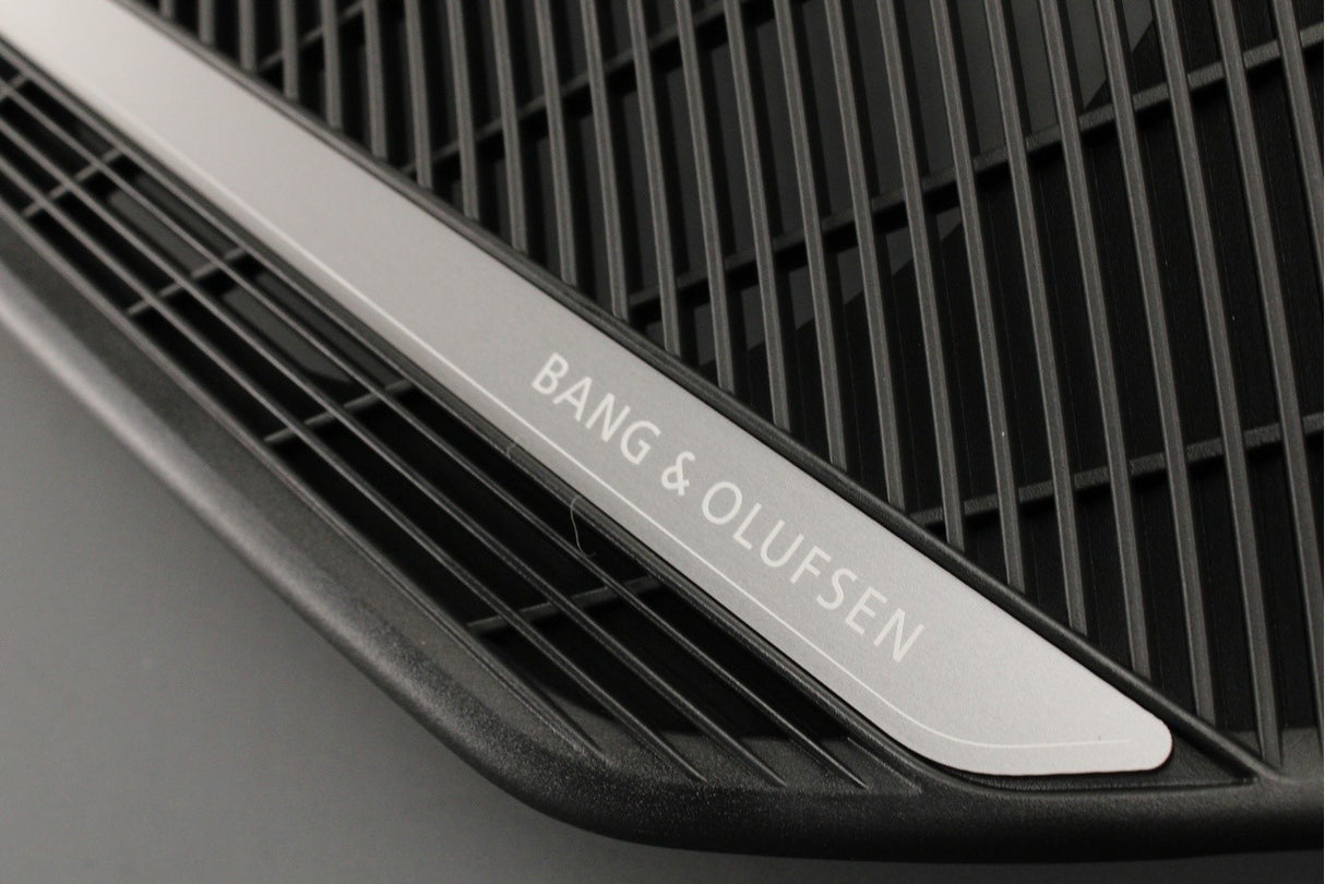Audi A4 S4 RS4 A5 S5 RS5 rear speaker cover trim (right) 8W0035294B 4PK