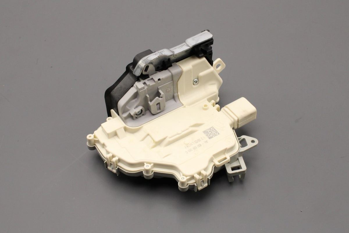 VW Touareg Audi A3 Q2 Q7 RS6 RSQ3 13-on door lock (rear left) 4G0839015C, view 1