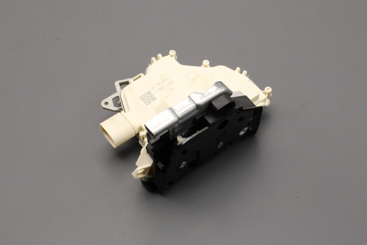VW Touareg Audi A3 Q2 Q7 RS6 RSQ3 13-on door lock (rear left) 4G0839015C