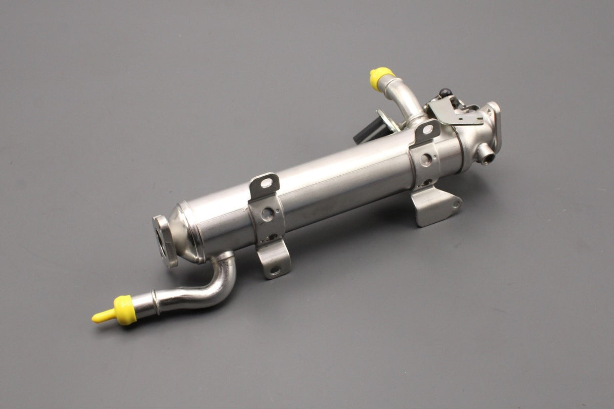 VW Passat Audi A3 Skoda Yeti SEAT 04-14 EGR cooler (2.0 TDI) 03L131512B