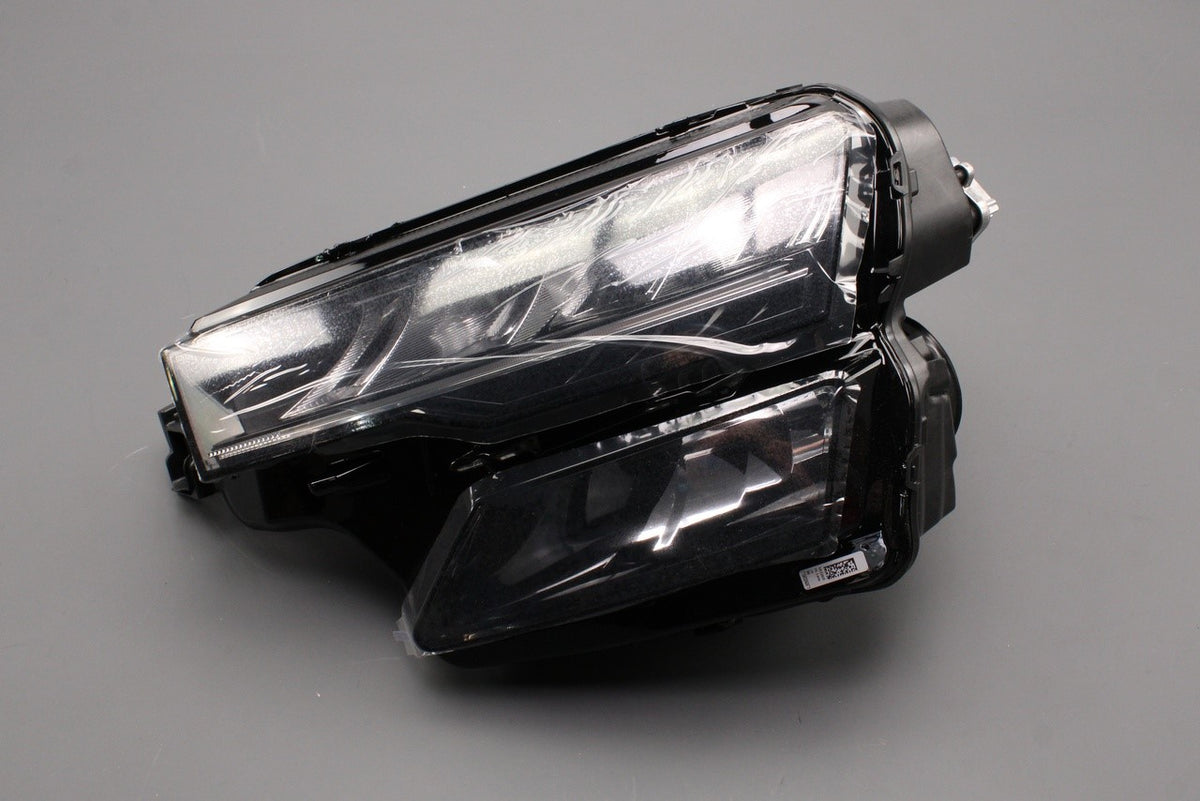 Skoda Karoq 2018-on RHD LED headlight unit (left) 57C941009, view 1