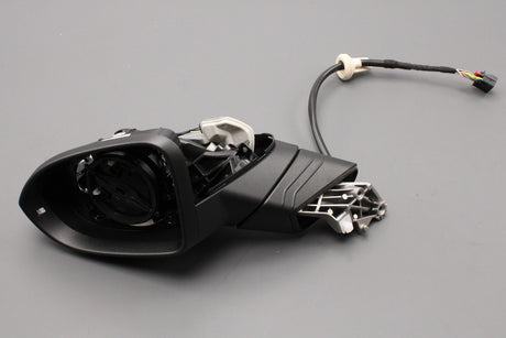 VW Golf MK8 2020-on RHD wing mirror housing (left) 5H2857507T 9B9