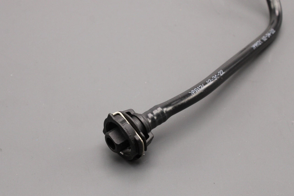 Audi A6 A7 2011-18 coolant header tank breather pipe 4G0121081EJ