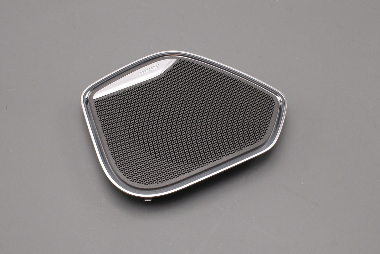Audi Q3 RSQ3 12-18 BOSE rear door speaker grille (right) 8U0035436A 4PK