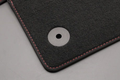 Audi A4 S4 RS4 16-on A5 S5 RS5 RHD front carpet floor mats 8W2863691 BMU