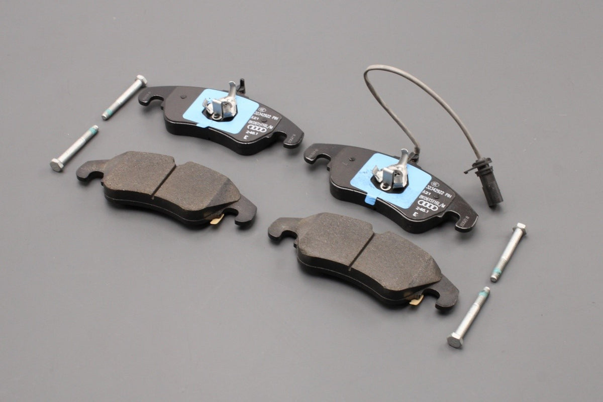 Audi A4 S4 A5 S5 2008-2016 brake pads set (front) 8K0698151R, view 1