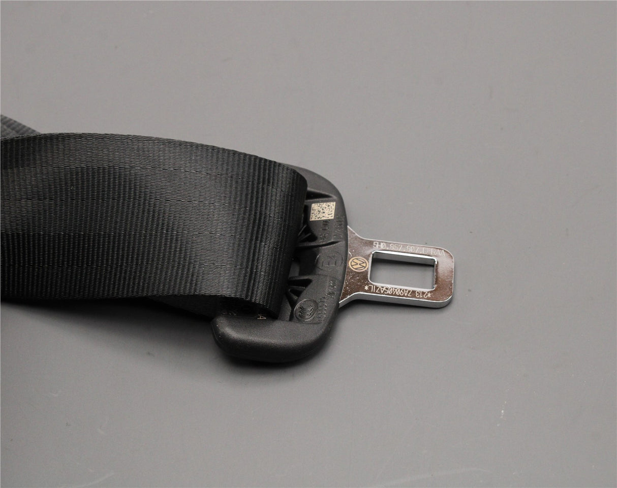VW Golf MK8 MK8.5 20-on centre rear seat belt with buckle 5H0857807D RAA