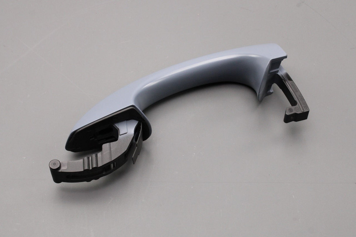 Audi Q3 RSQ3 2019-on exterior KESSY door handle (right) 5G0837206N GRU