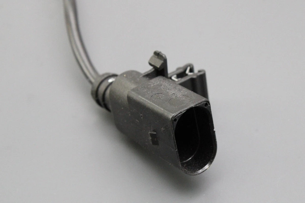 Audi A4 S4 RS4 A5 Q5 R8 07-16 bonnet lock with microswitch 8K0823509G
