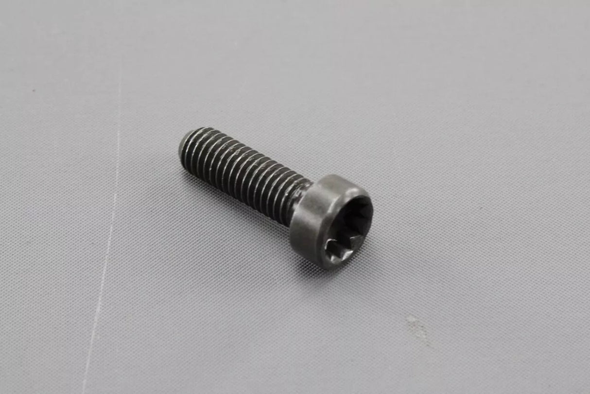 VW Audi Skoda SEAT spline head socket bolt M8x25 (x1) N91021501