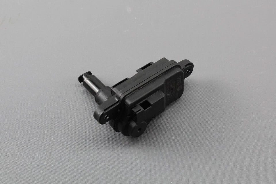 VW Tiguan Touareg T-Cross Skoda fuel filler flap door actuator 8V0862159