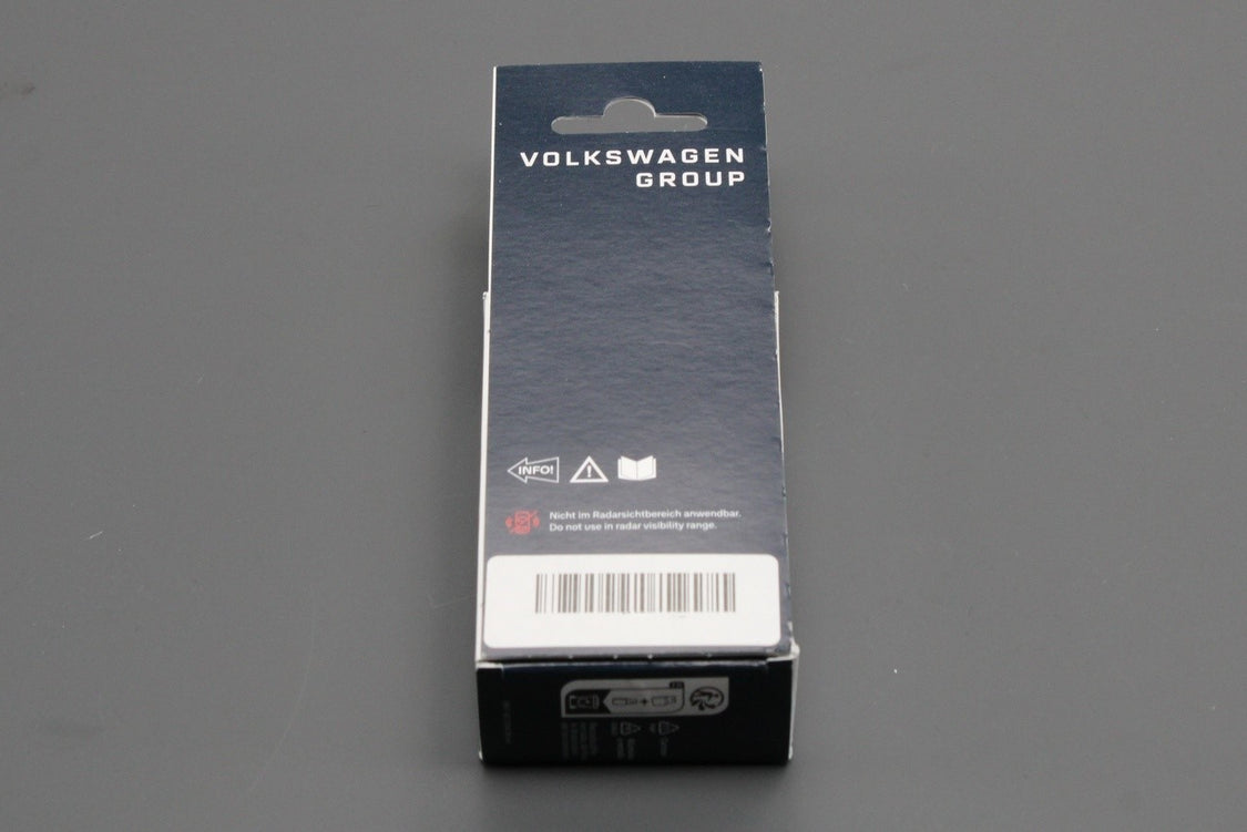 VW Blue silk metallic touch up paint and clear coat LST0M2D5L