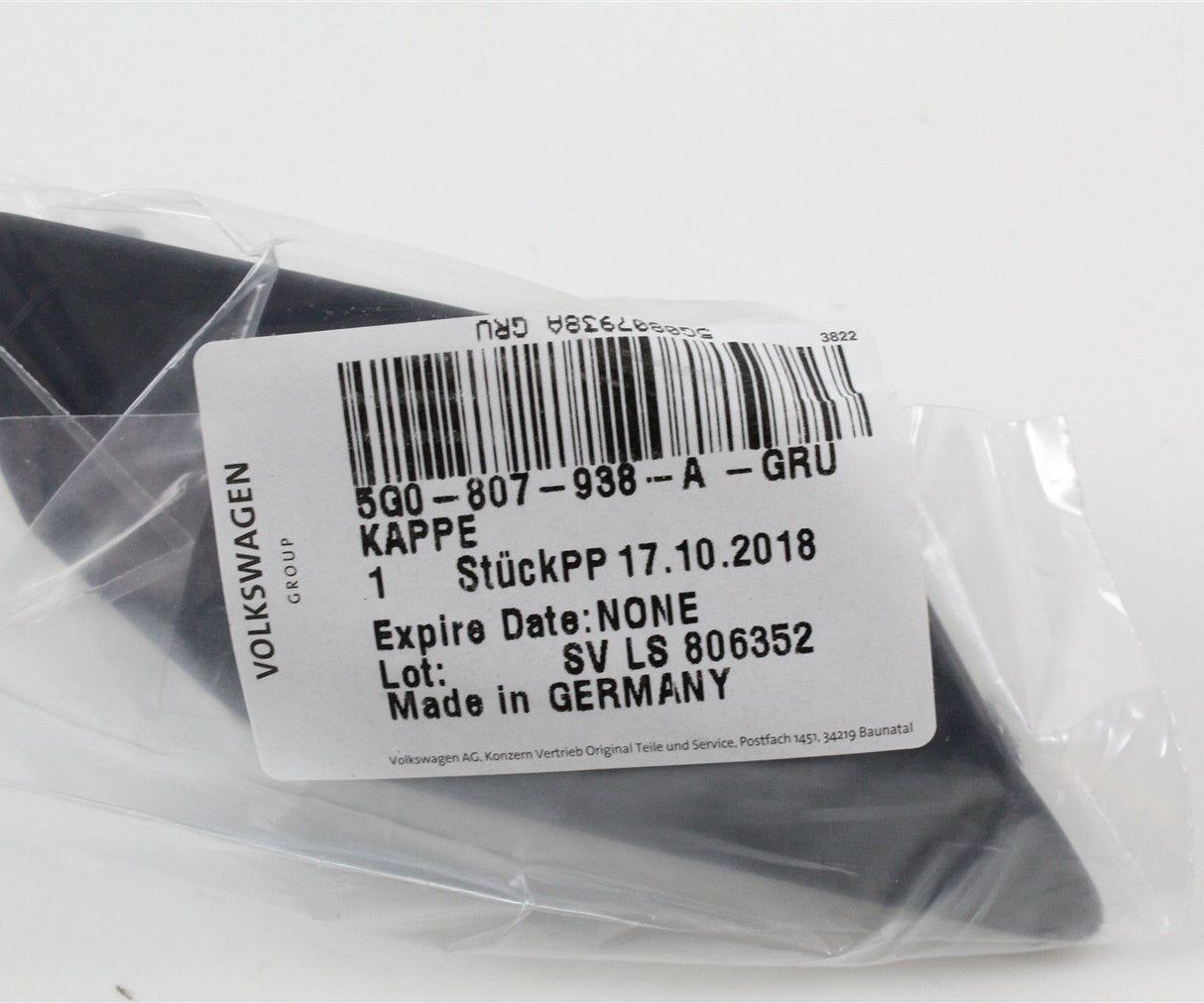 VW Golf MK7.5 2017- right headlight washer jet cover 5G0807938A GRU