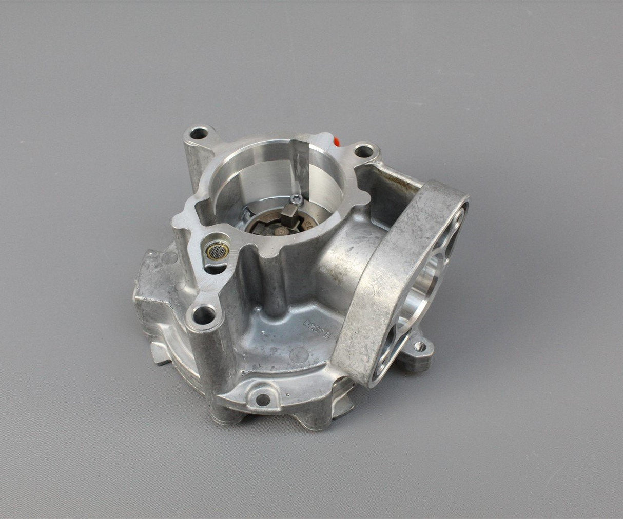 VW Audi Skoda SEAT 1.8 TSI TFSI vacuum pump 06K145100AE