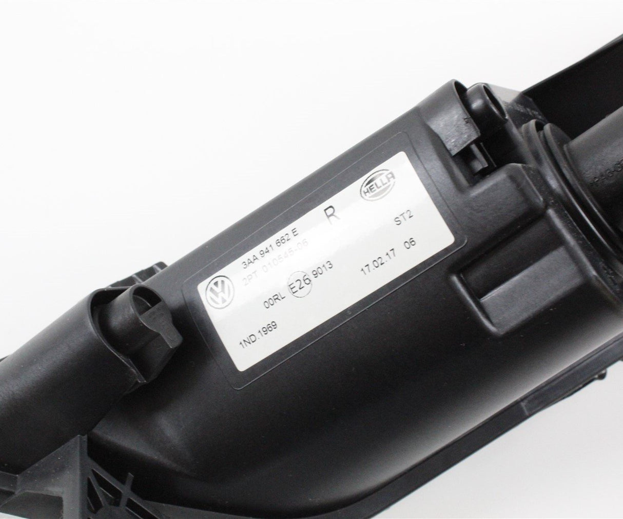 VW Passat B7 11-15 right front DRL daytime running light 3AA941662E
