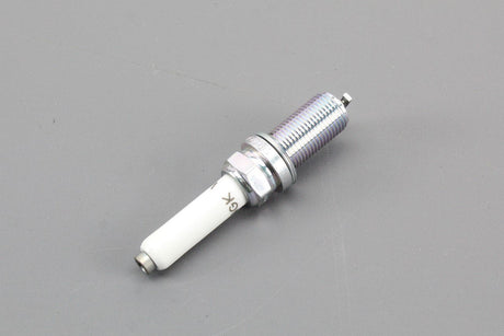 VW Golf MK7 7.5 Passat Beetle Audi Q5 2.0 TSI spark plugs 06K905601D